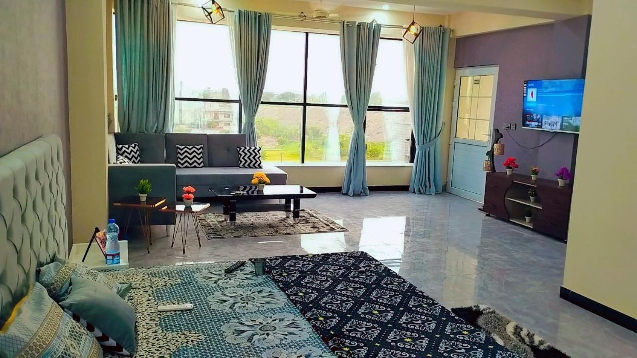 Motorway Majesty Suites Islamabad - Near Islamabad International Airport And Motorway Exterior foto