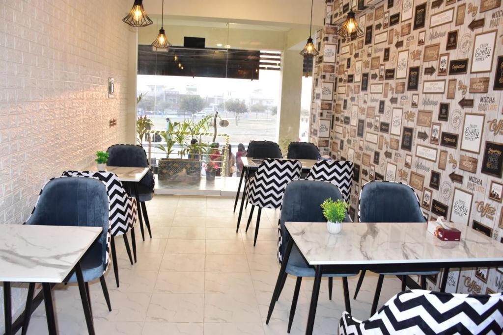 Motorway Majesty Suites Islamabad - Near Islamabad International Airport And Motorway Exterior foto