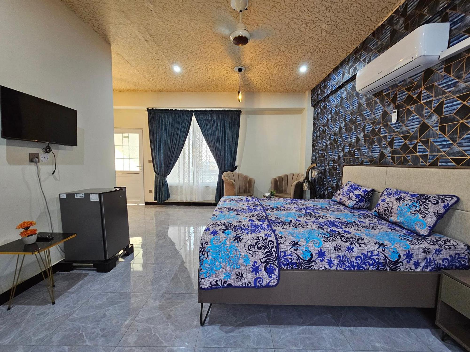 Motorway Majesty Suites Islamabad - Near Islamabad International Airport And Motorway Exterior foto