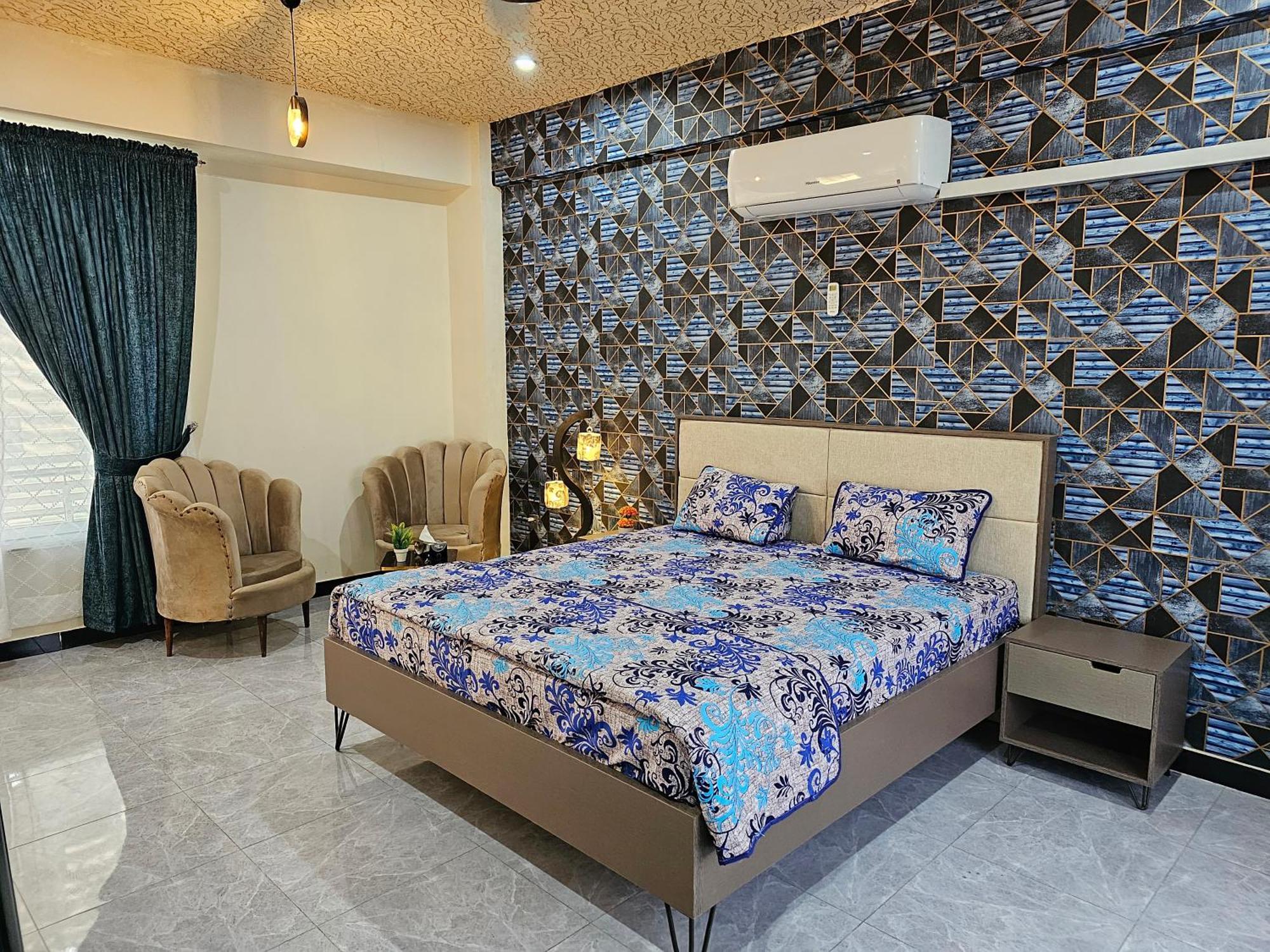 Motorway Majesty Suites Islamabad - Near Islamabad International Airport And Motorway Habitación foto